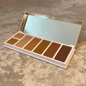 Fenty Beauty face +Eye Bronzer Highlighter Palette in Sun Stalk’r